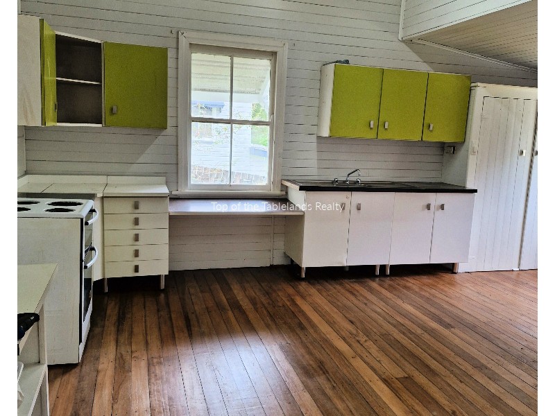 39 Herbert Street, Ravenshoe QLD 4888