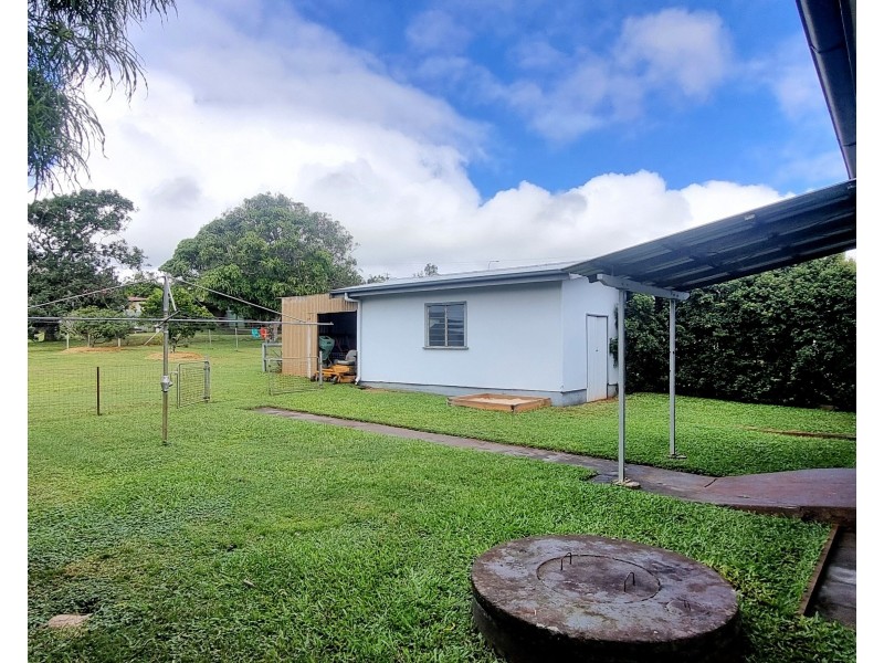 23 Leonard Street, Tolga QLD 4882