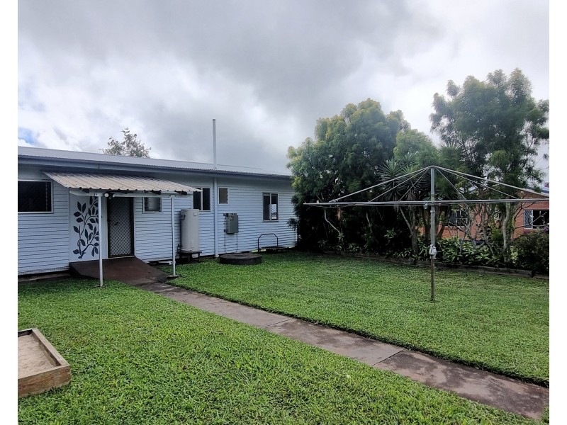 23 Leonard Street, Tolga QLD 4882