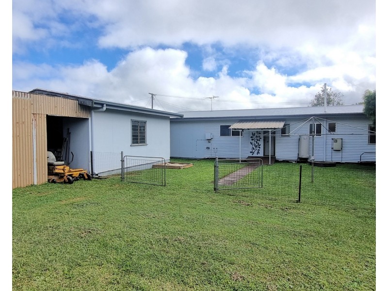 23 Leonard Street, Tolga QLD 4882