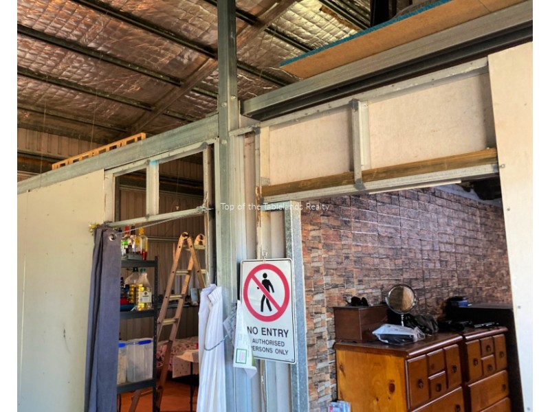 15 Garland Street, Mount Surprise QLD 4871