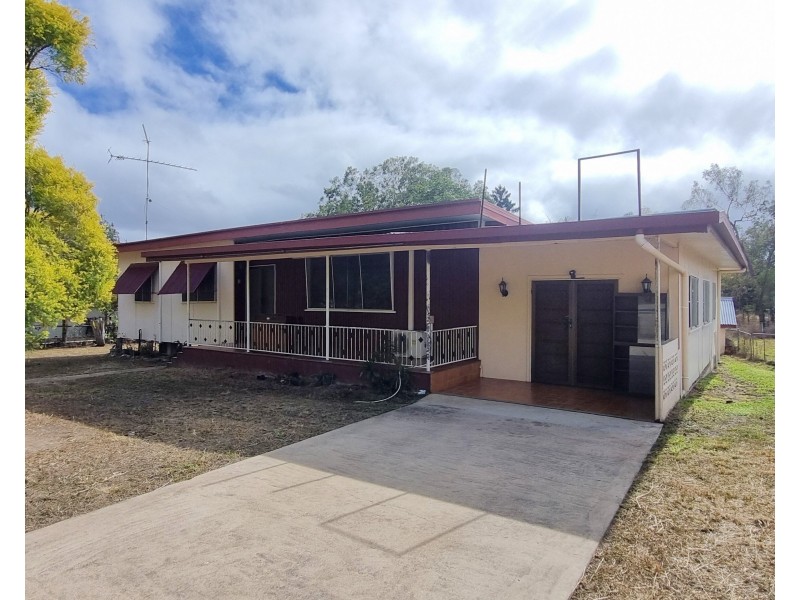 9 Uranium Street, Mount Garnet QLD 4872