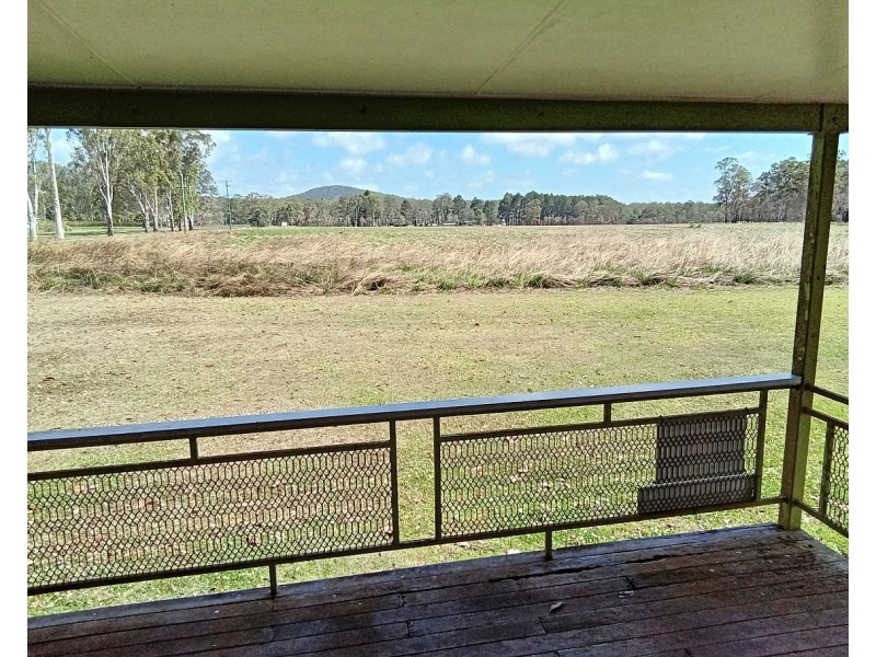 19 Moffat Street, Ravenshoe QLD 4888