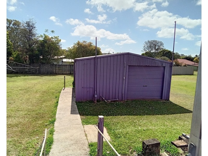 19 Moffat Street, Ravenshoe QLD 4888