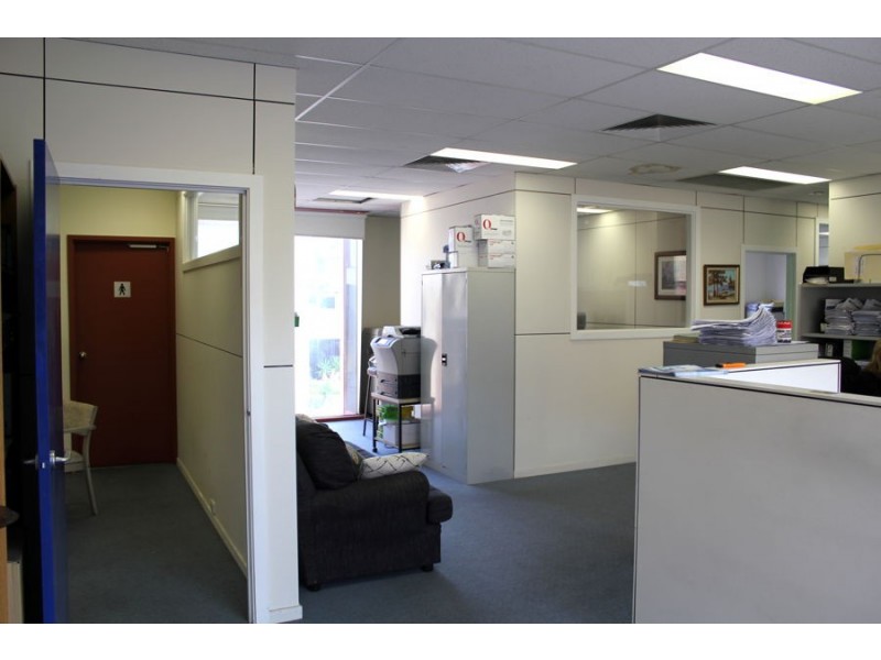 10-12 Endeavour Way, Braeside VIC 3195