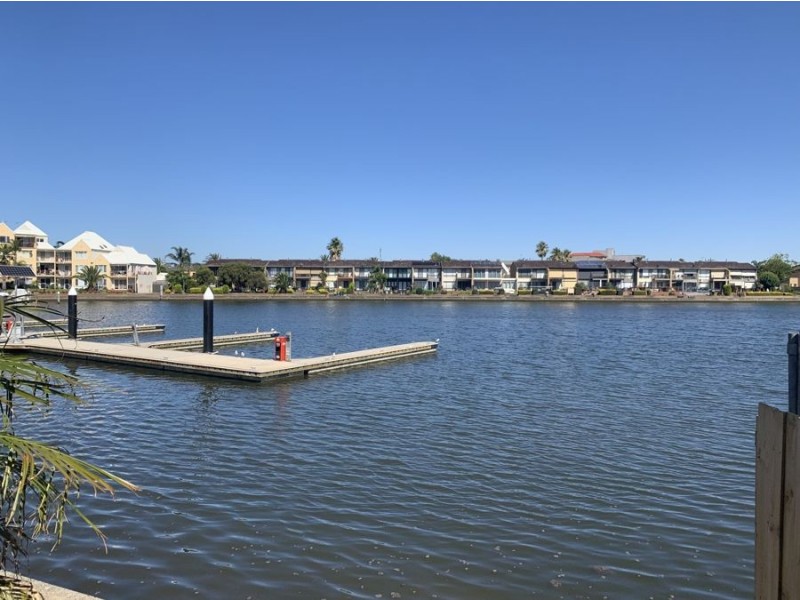 1/104-112 Gladesville Boulevard, Patterson Lakes VIC 3197