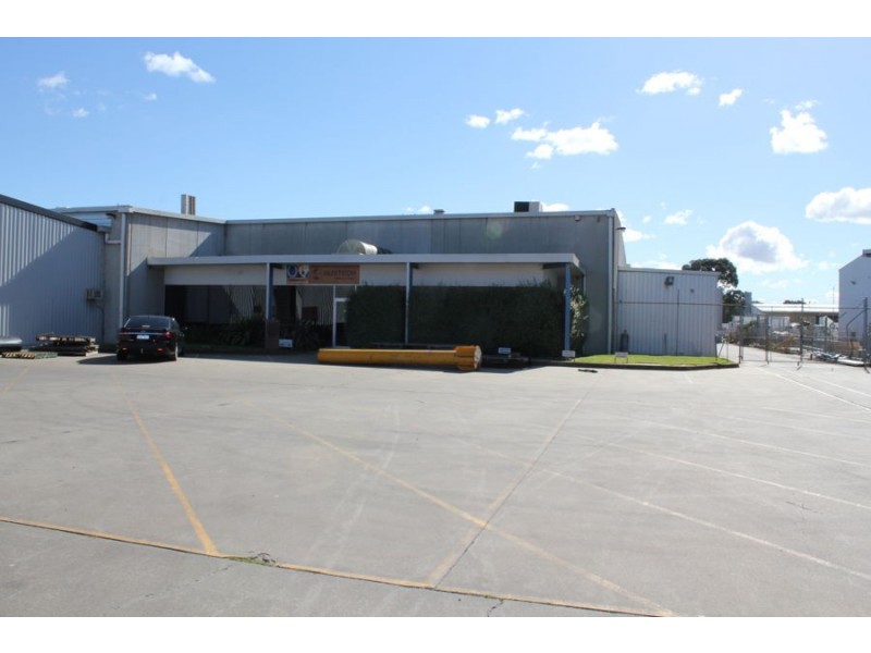 11 Tarnard Drive, Braeside VIC 3195