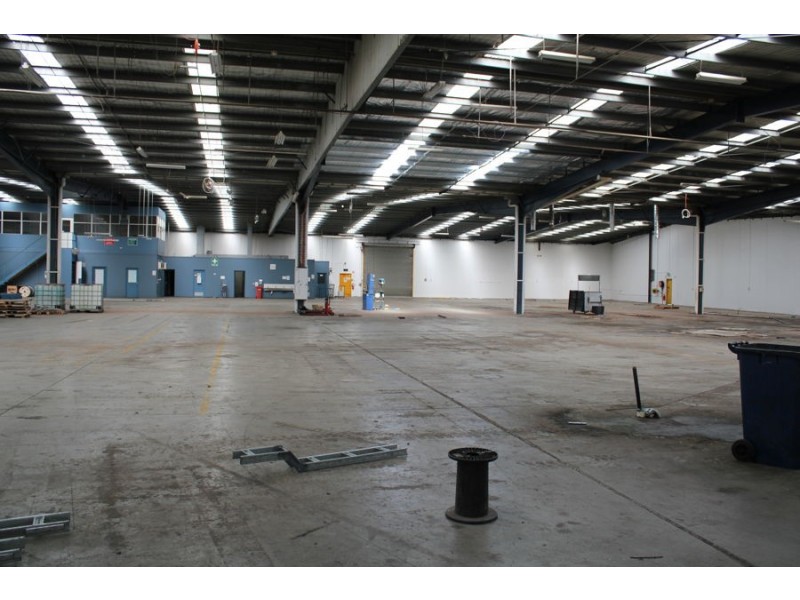 11 Tarnard Drive, Braeside VIC 3195