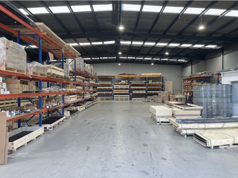 11 Crawford Street, Braeside VIC 3195