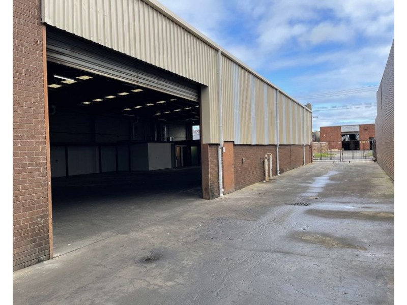 27 Brooklyn Avenue, Dandenong VIC 3175