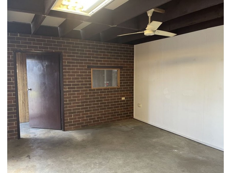 27 Brooklyn Avenue, Dandenong VIC 3175