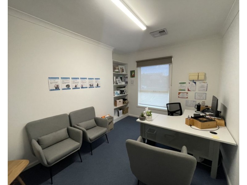 154 Cleeland Street, Dandenong VIC 3175