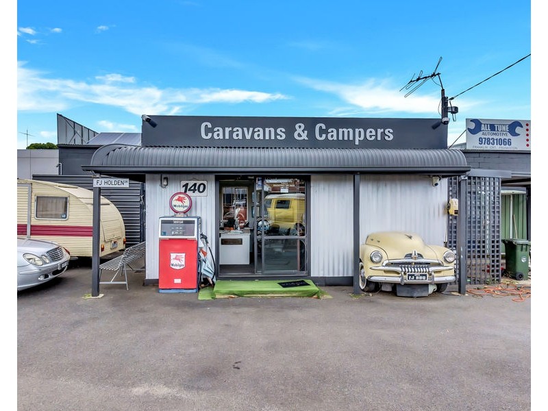 140 & 142 Beach Street, Frankston VIC 3199