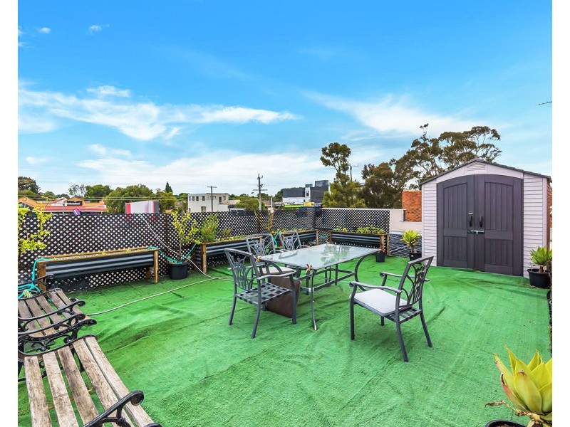 140 & 142 Beach Street, Frankston VIC 3199