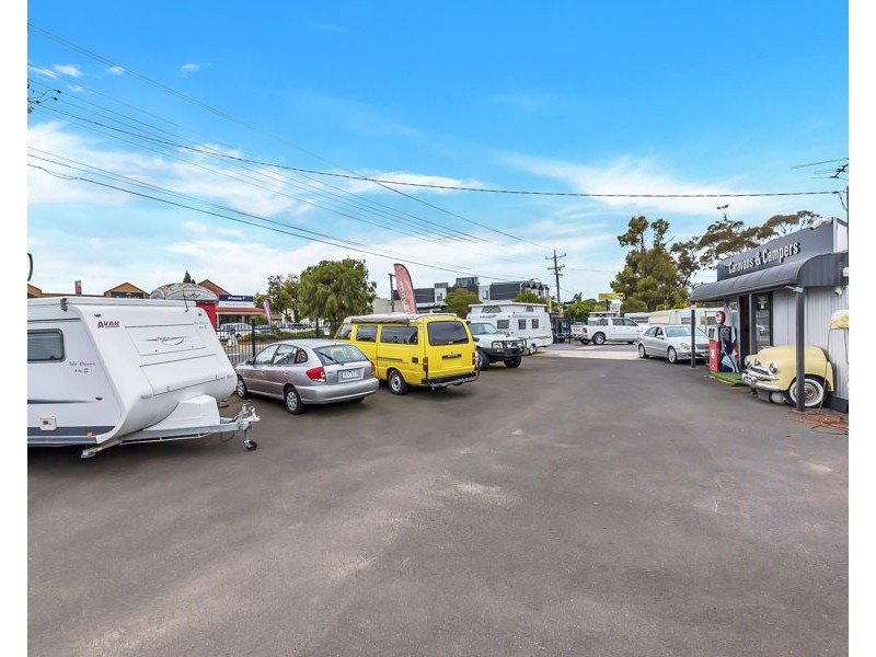 140 & 142 Beach Street, Frankston VIC 3199