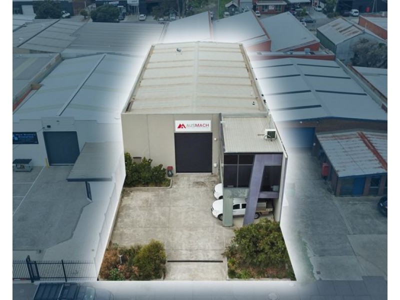 13 Beach Avenue, Mordialloc VIC 3195