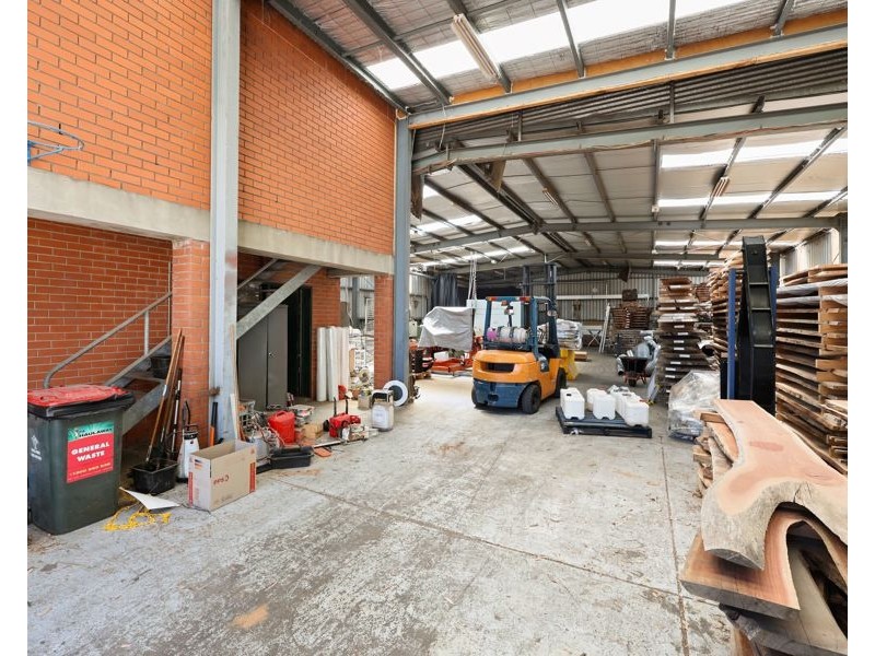 12 Macbeth Street, Braeside VIC 3195