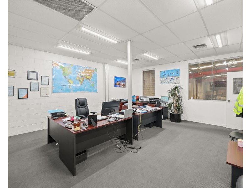 2/26-28 Export Drive, Brooklyn VIC 3012