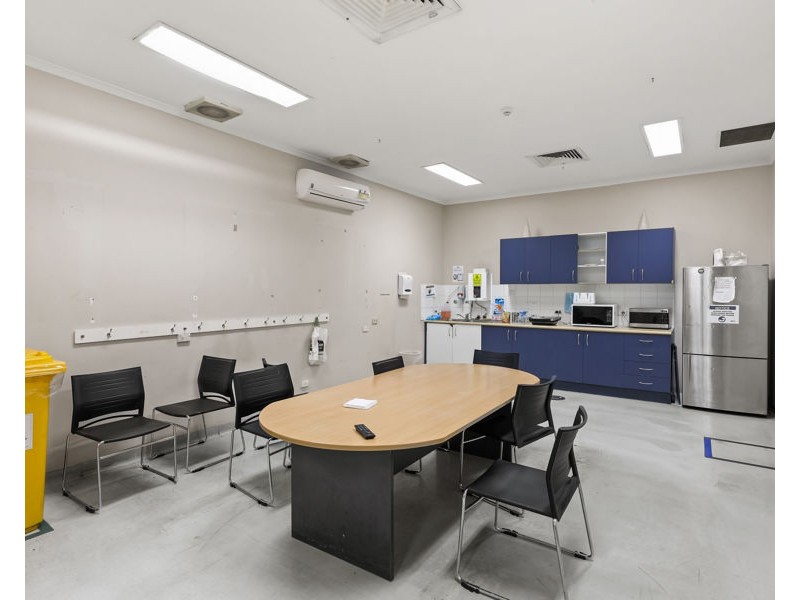 9-11 De Havilland Rd, Mordialloc VIC 3195