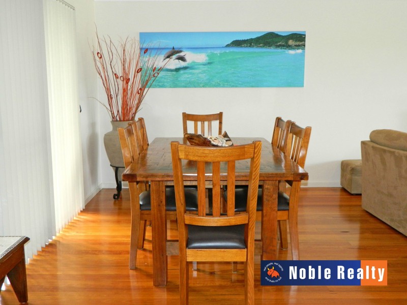 15 Colliton Parade, Forster NSW 2428