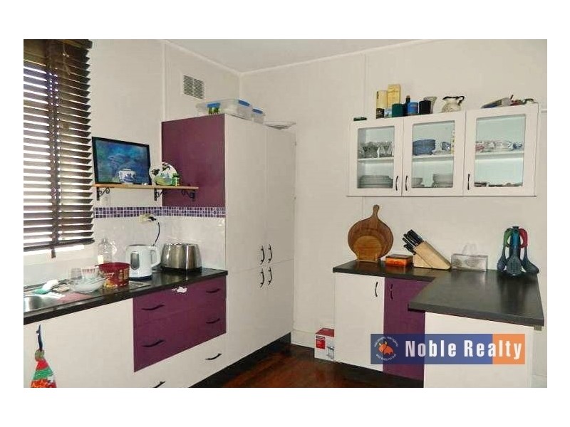 33 Tuncurry Street, Tuncurry NSW 2428