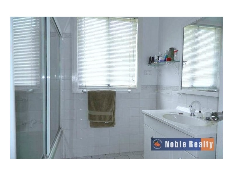 33 Tuncurry Street, Tuncurry NSW 2428