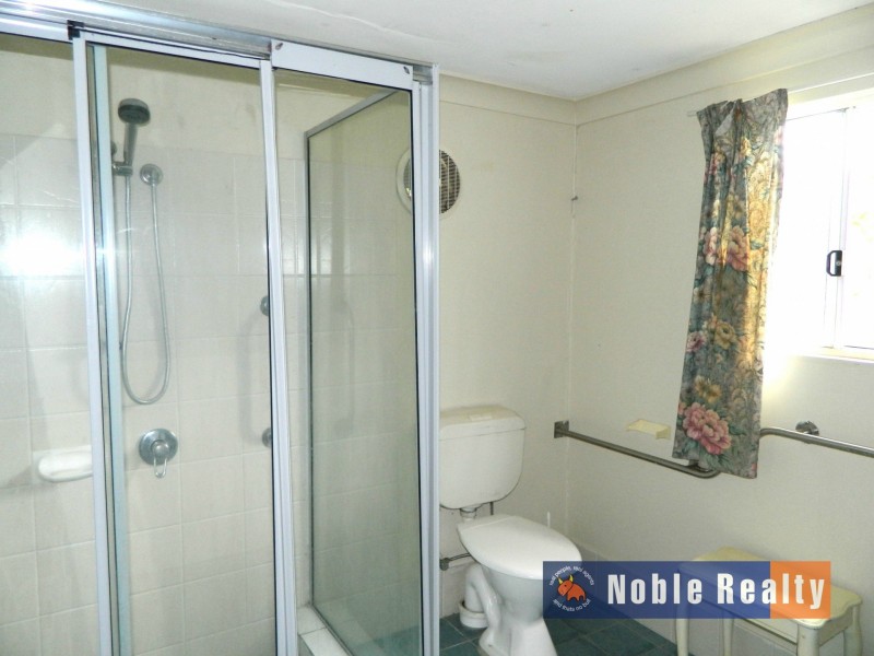 33 Tuncurry Street, Tuncurry NSW 2428