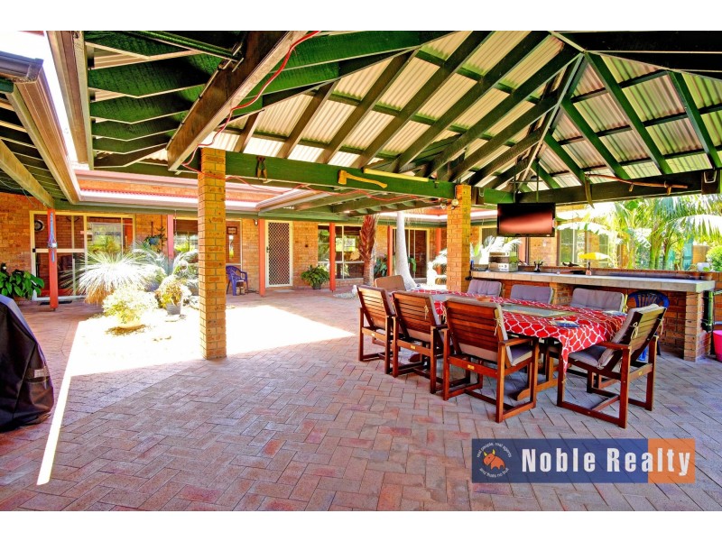 27 Tulloch Road, Tuncurry NSW 2428