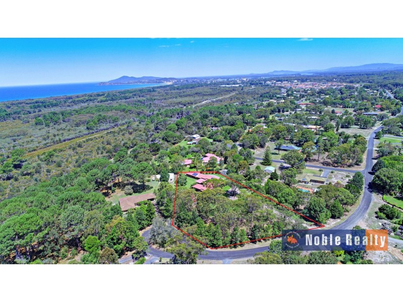 27 Tulloch Road, Tuncurry NSW 2428