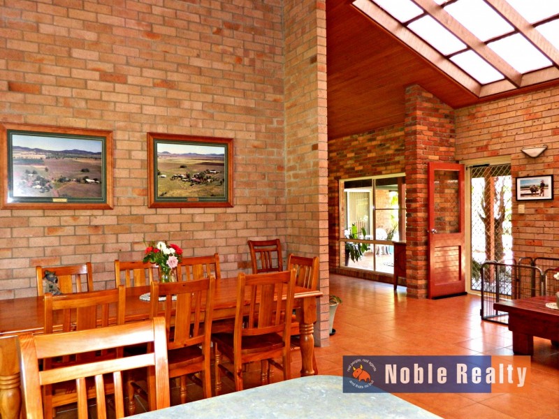 27 Tulloch Road, Tuncurry NSW 2428