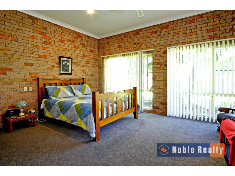 27 Tulloch Road, Tuncurry NSW 2428