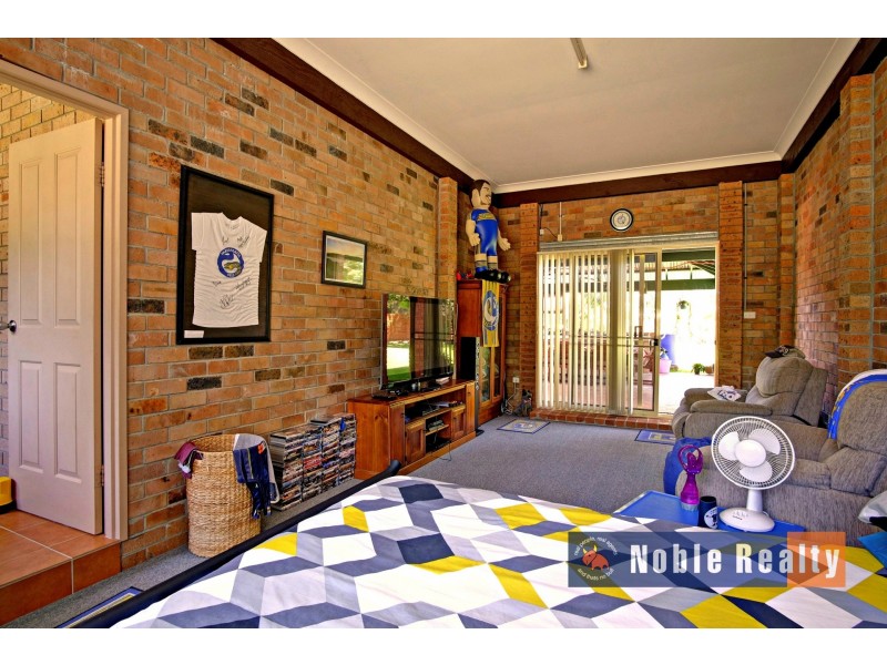 27 Tulloch Road, Tuncurry NSW 2428