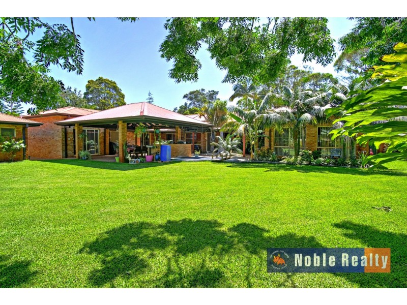 27 Tulloch Road, Tuncurry NSW 2428