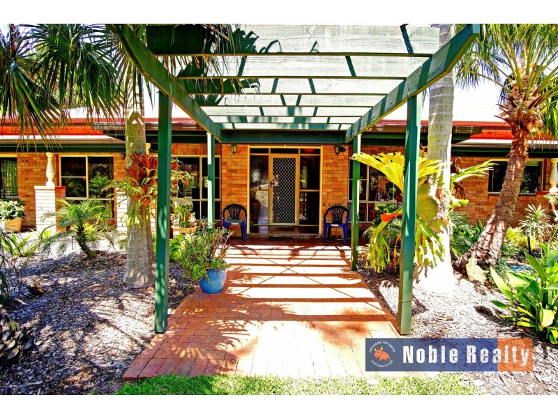 27 Tulloch Road, Tuncurry NSW 2428