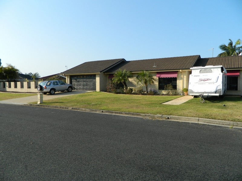 22 Elouera Crescent, Forster NSW 2428