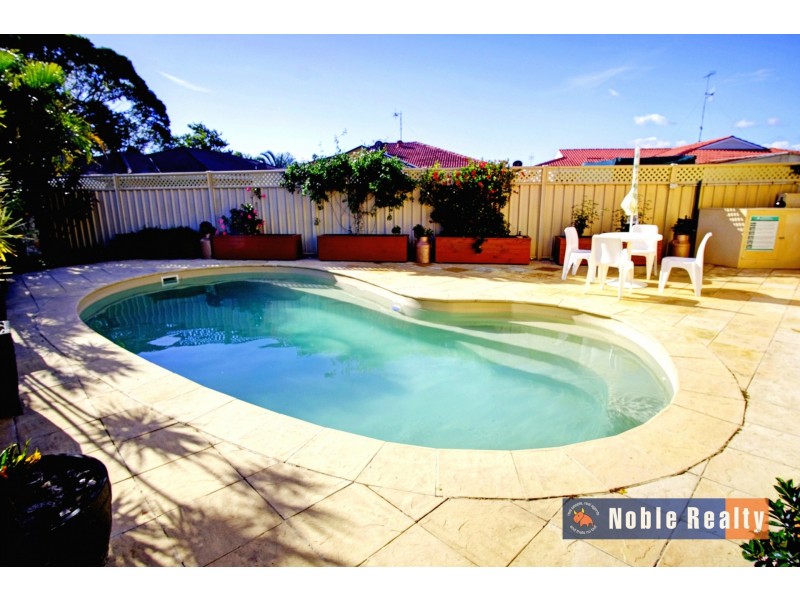 22 Elouera Crescent, Forster NSW 2428