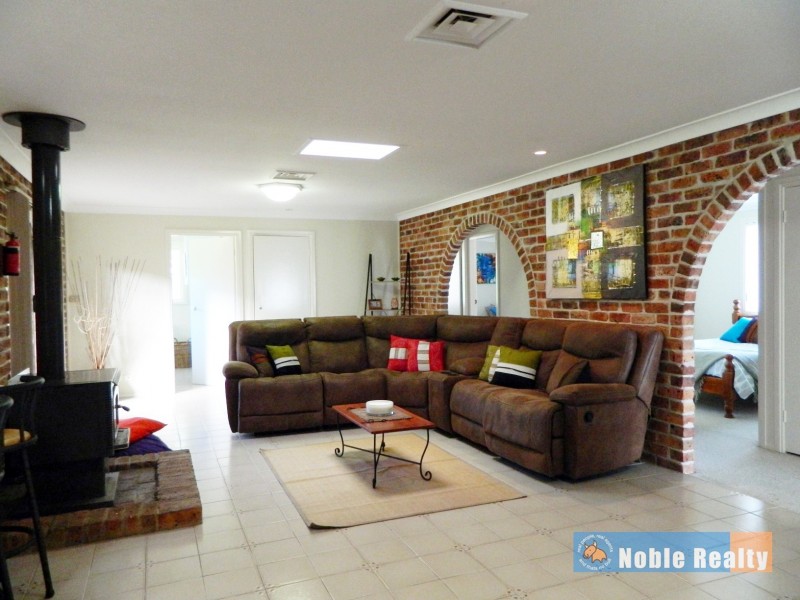 7 Greenfield Place, Forster NSW 2428