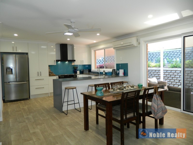 8 Blanch Place, Forster NSW 2428