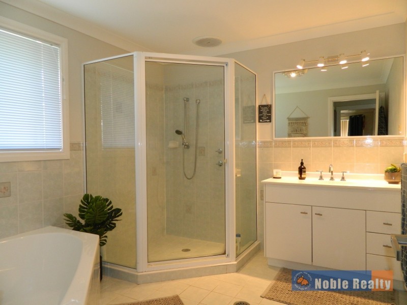 8 Blanch Place, Forster NSW 2428