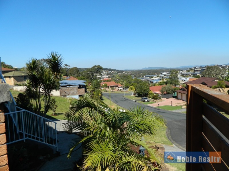8 Blanch Place, Forster NSW 2428