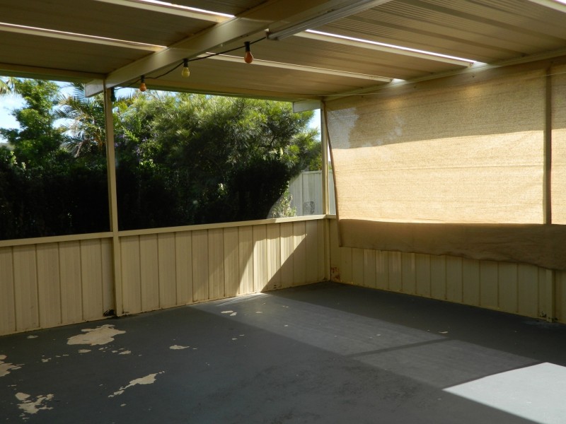 8 Tandara Place, Forster NSW 2428