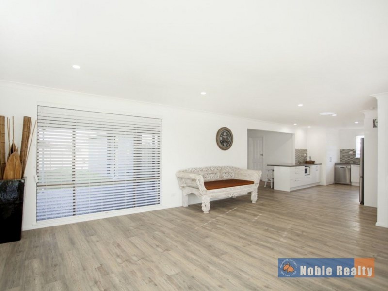 2 Sirius Key, Forster NSW 2428