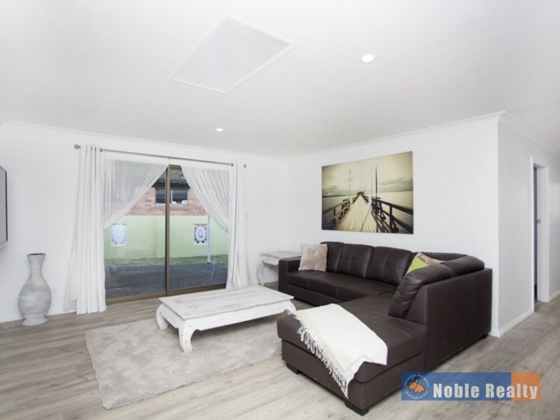 2 Sirius Key, Forster NSW 2428