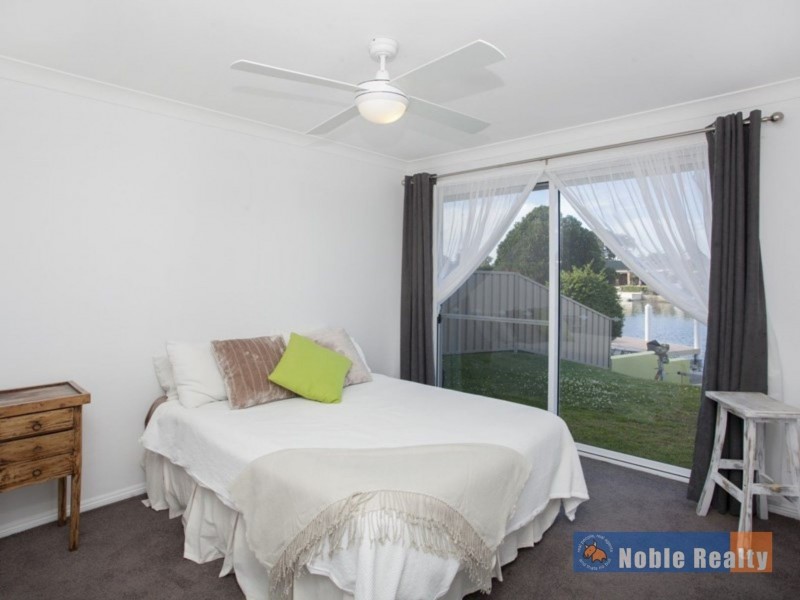 2 Sirius Key, Forster NSW 2428