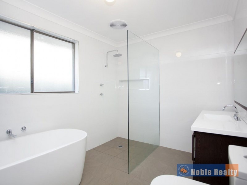 2 Sirius Key, Forster NSW 2428