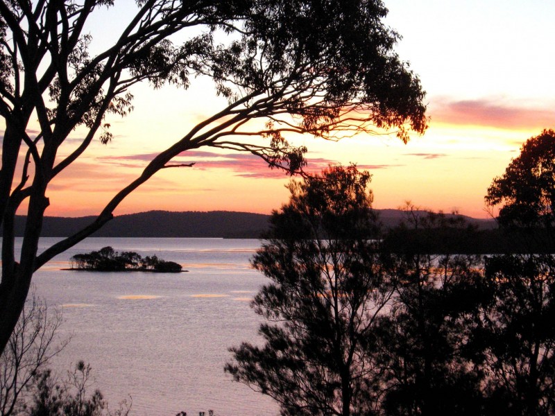 25 Green Point Drive, Green Point NSW 2428