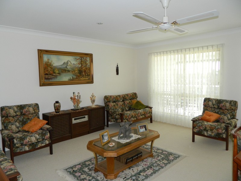 25 Green Point Drive, Green Point NSW 2428