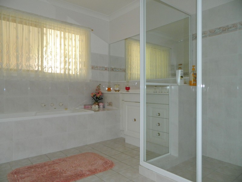 25 Green Point Drive, Green Point NSW 2428