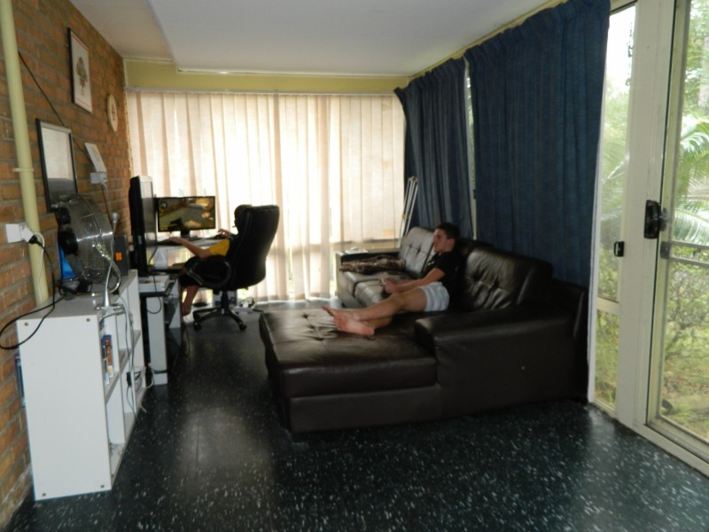 42 Hind Avenue, Forster NSW 2428