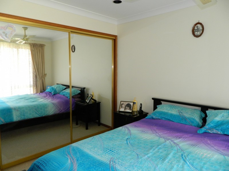 42 Hind Avenue, Forster NSW 2428